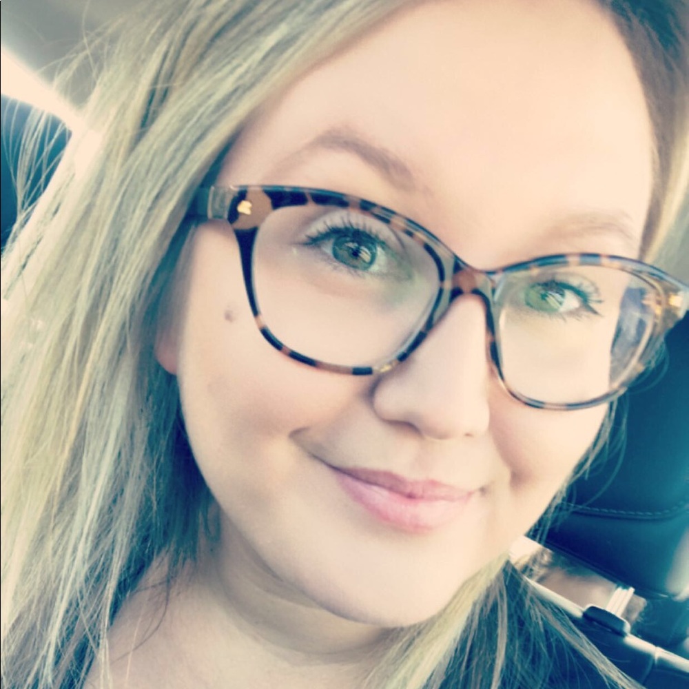 Meet your Posher, Jessica